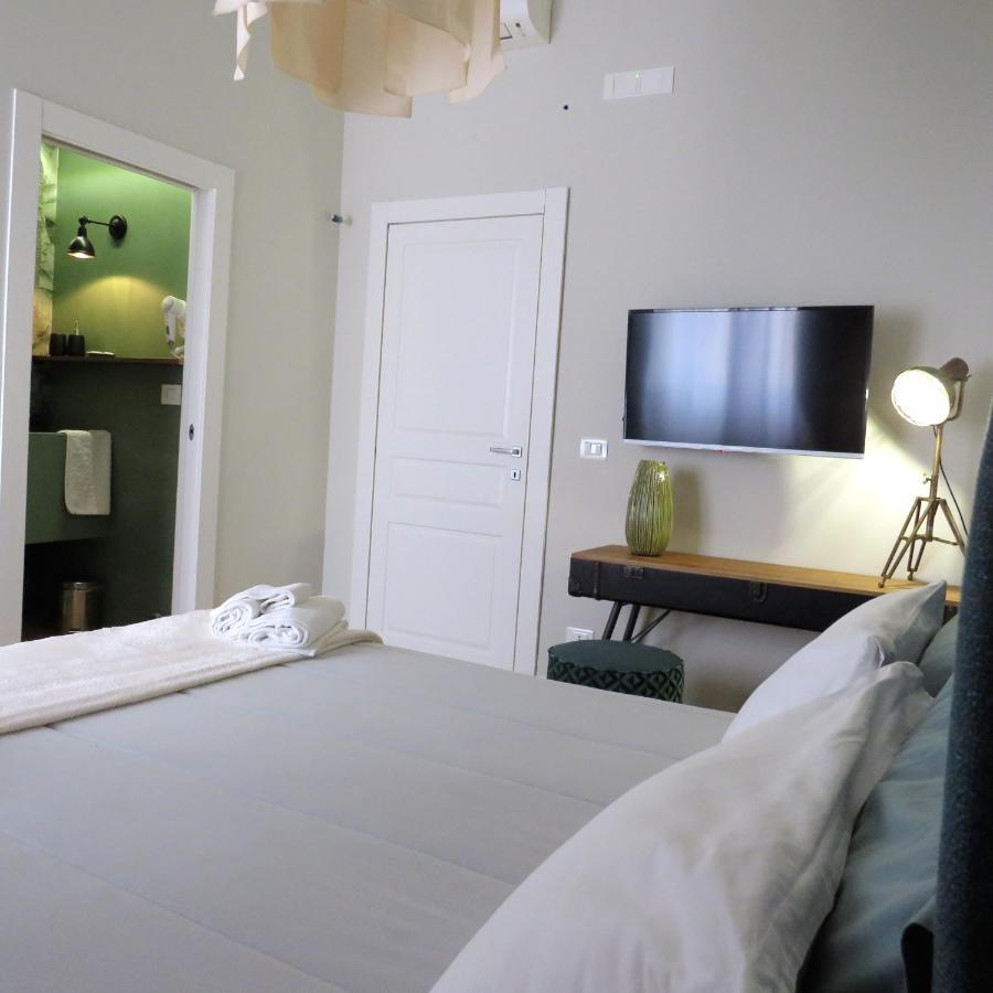 Domus D'Angelo B&B Formia Exterior photo